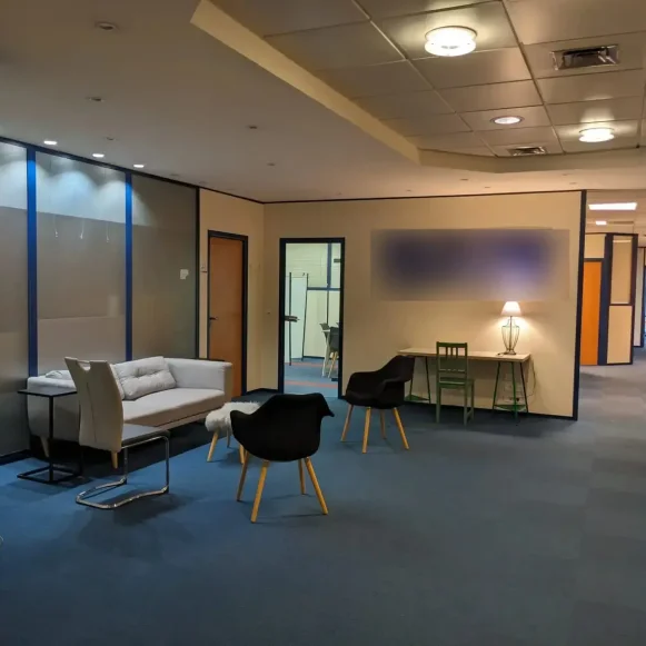 Bureau privé 40 m² 8 postes Location bureau Rue de la Croix Faron Saint-Denis 93200 - photo 5