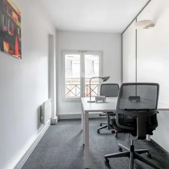 Bureau privé 7 m² 2 postes Coworking Rue Raffet Paris 75016 - photo 2