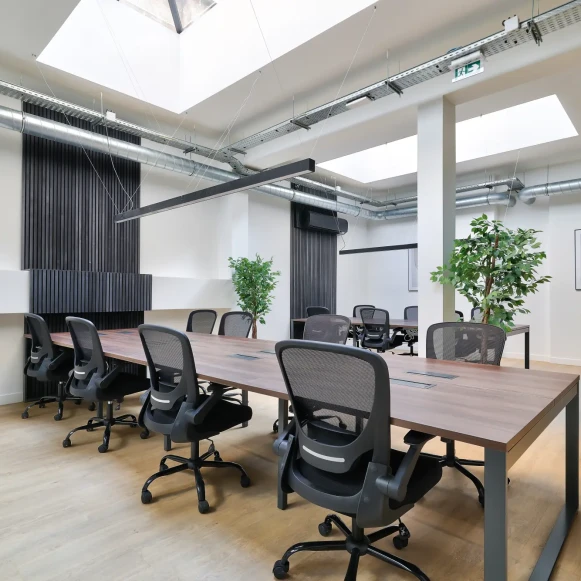 Espace indépendant 120 m² 22 postes Location bureau Rue de Picpus Paris 75012 - photo 5