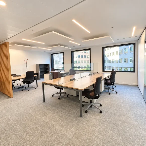 Espace indépendant 1 100 m² 120 postes Location bureau Avenue de l'Arche Courbevoie 92400 - photo 6