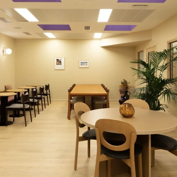 Bureau privé 33 m² 9 postes Coworking Rue Alfred Roll Paris 75017 - photo 1