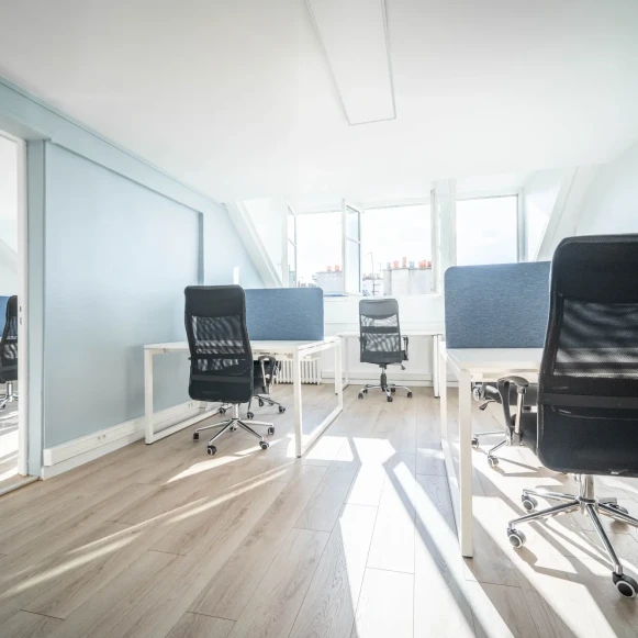 Espace indépendant 85 m² 14 postes Location bureau Rue Chabanais Paris 75002 - photo 5