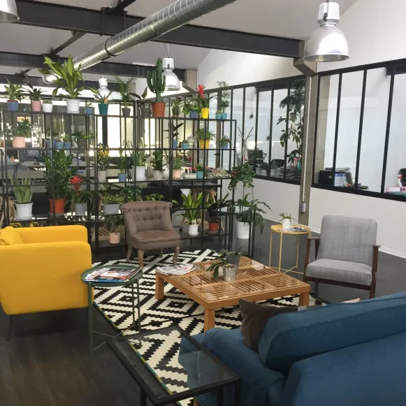 Bureau privé 15 m² 4 postes Location bureau Boulevard Pierre 1er Le Bouscat 33110 - photo 2