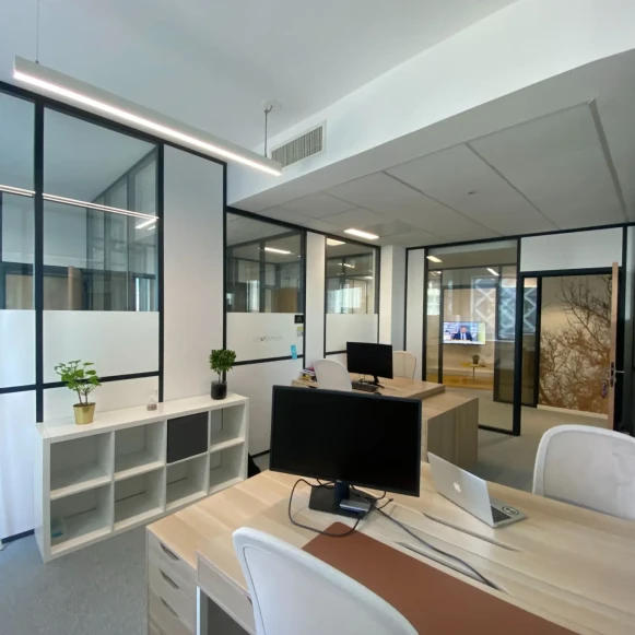 Bureau privé 25 m² 4 postes Location bureau Rue de Châtillon Rennes 35000 - photo 3