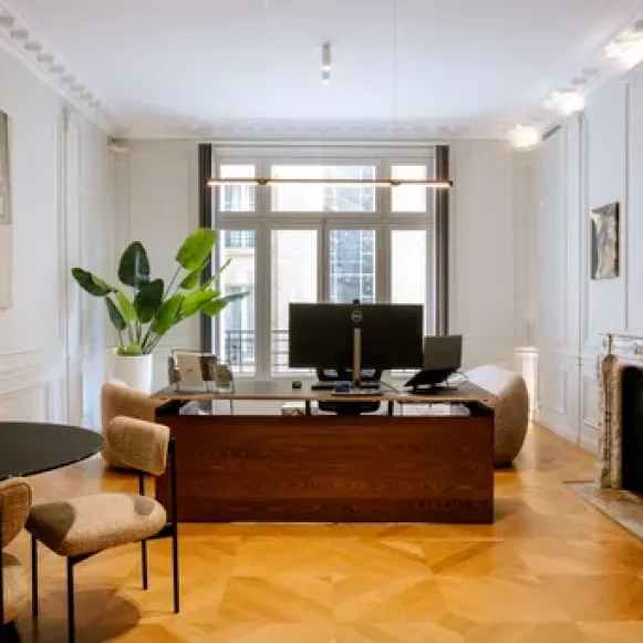 Espace indépendant 214 m² 28 postes Coworking Avenue Carnot Paris 75017 - photo 1