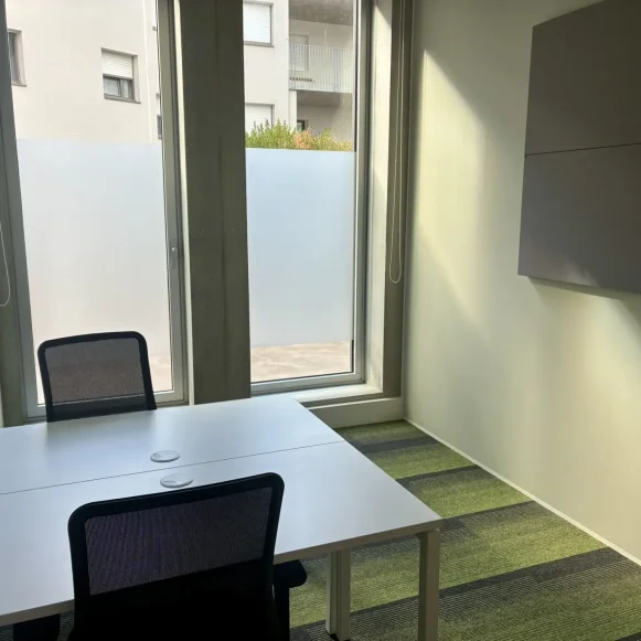 Bureau privé 11 m² 3 postes Location bureau Rue Fulton Angers 49000 - photo 1