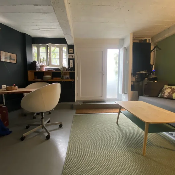 Bureau privé 9 m² 3 postes Coworking Avenue Faidherbe Montreuil 93100 - photo 4