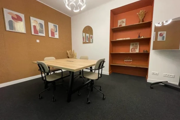 Bureau privé - 59300 - 4 postes - 890€