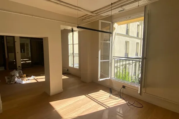 Espace indépendant - 75009 - 18 postes - 11700€