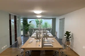 Espace indépendant - 75012 - 18 postes - 5600€