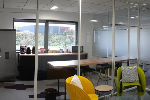Bureau privé - 91120 - 8 postes - 1300€