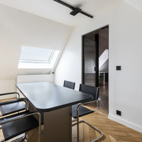 Espace indépendant 150 m² 18 postes Location bureau Rue Volney Paris 75002 - photo 7