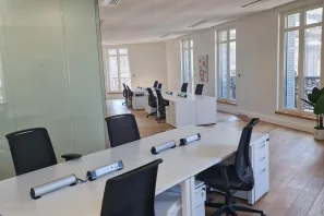 Bureau privé - 75009 - 100 postes - 85000€