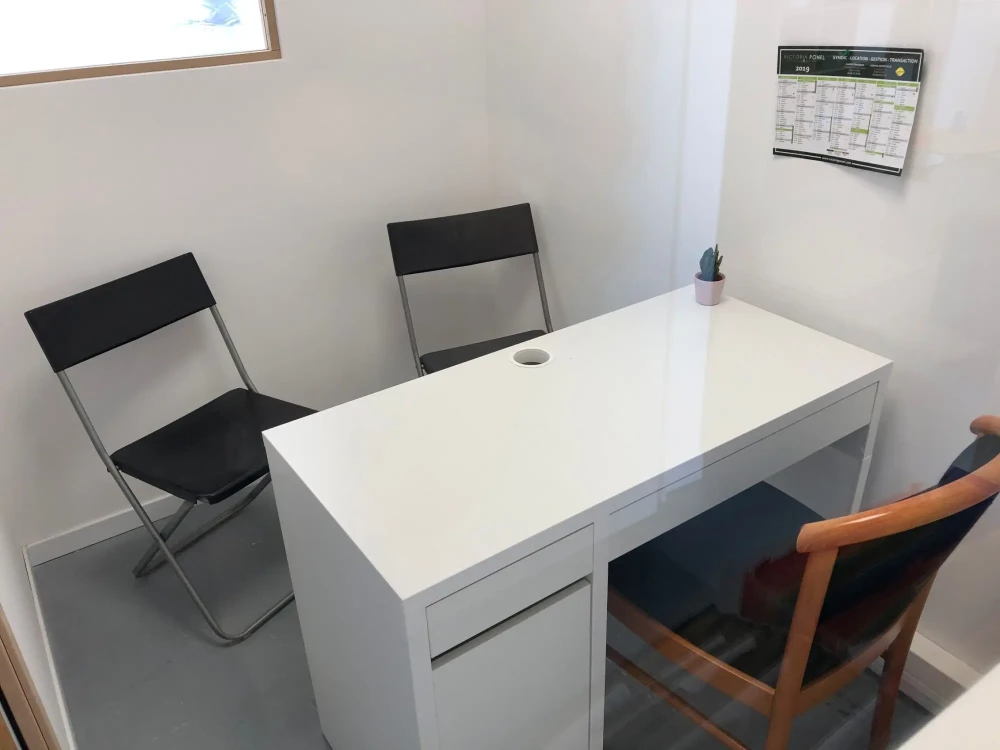 Bureau privé - 83130 - 1 poste - 315€