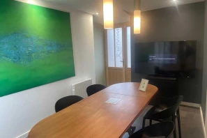 Open Space - 38640 - 2 postes - 250€