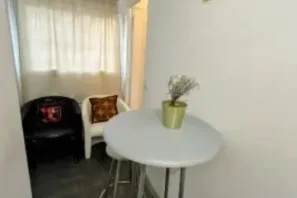 Open Space - 69002 - 5 postes - 220€