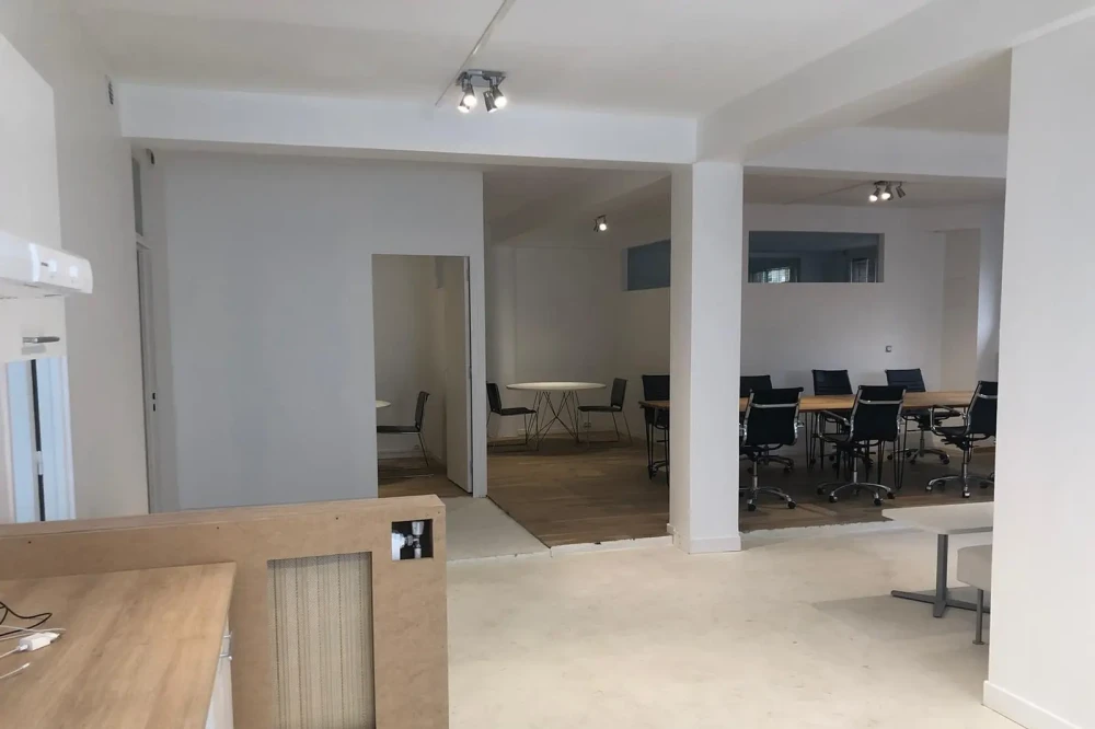 Espace indépendant - 93400 - 24 postes - 5500€