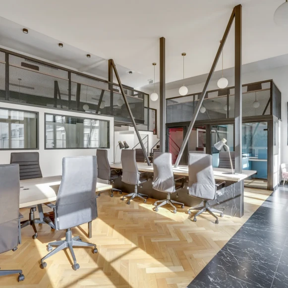 Espace indépendant 354 m² 35 postes Location bureau Rue du Faubourg Saint-Martin Paris 75010 - photo 2