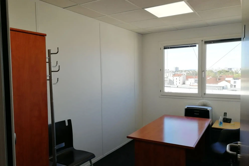 Bureau privé - 69008 - 1 poste - 470€