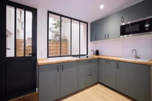 Espace indépendant - 75017 - 8 postes - 3900€