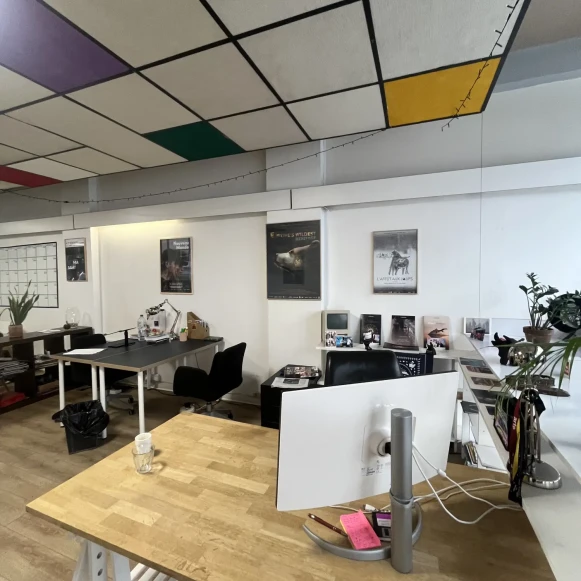 Open Space  10 postes Coworking Rue Keller Paris 75011 - photo 3