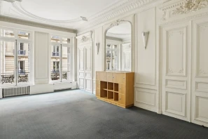 Espace indépendant - 75008 - 48 postes - 32000€