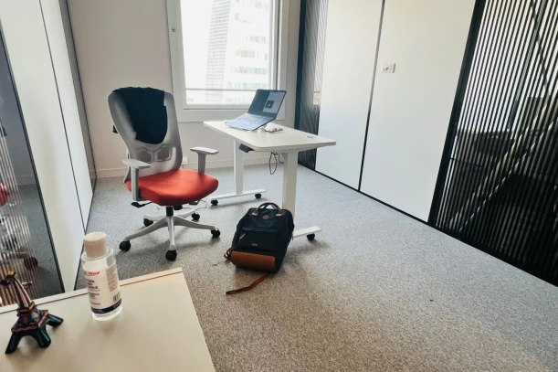 Bureau privé - 92400 - 3 postes - 1430€