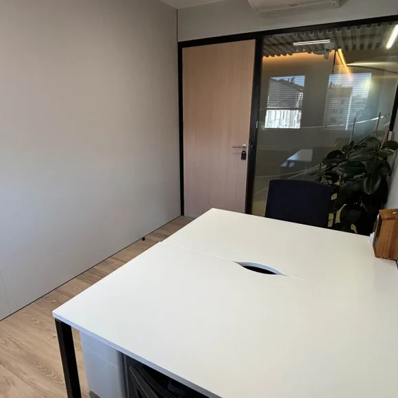 Bureau privé 9 m² 2 postes Location bureau Boulevard Marius Vivier Merle Lyon 69003 - photo 1