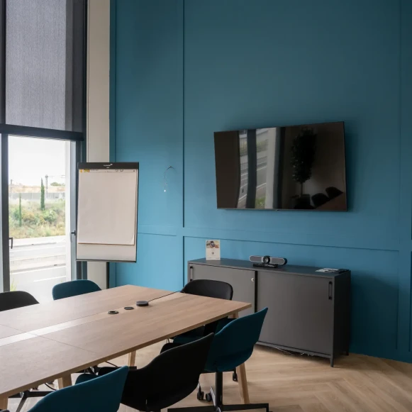 Bureau privé 13 m² 3 postes Location bureau Rue Maryam Mirzakhani Montpellier 34000 - photo 1