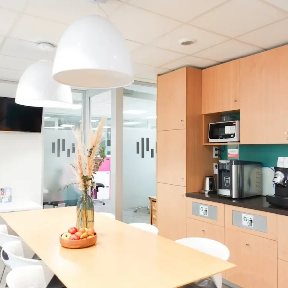 Open Space  5 postes Coworking Rue Vieux Faubourg Lille 59800 - photo 11