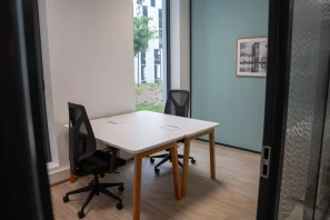 Bureau privé - 35510 - 2 postes - 558.6€