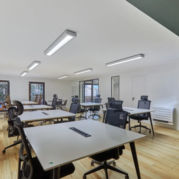 Espace indépendant 78 m² 14 postes Coworking Rue Malher Paris 75004 - photo 12