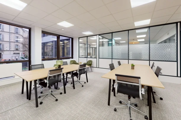 Bureau privé - 92210 - 10 postes - 3000€