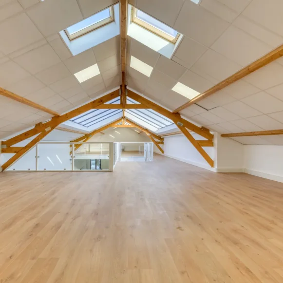 Espace indépendant 260 m² 30 postes Location bureau Rue Hoche Malakoff 92240 - photo 2