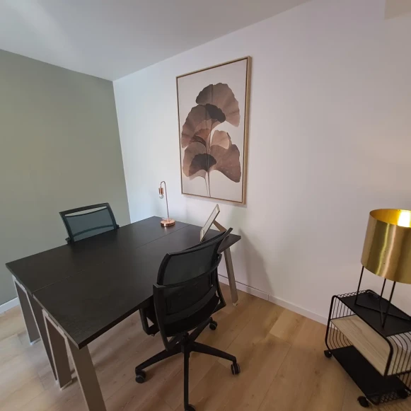 Bureau privé 11 m² 2 postes Coworking Rue des Forges Vallet 44330 - photo 4