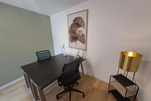 Bureau privé - 44330 - 2 postes - 520€