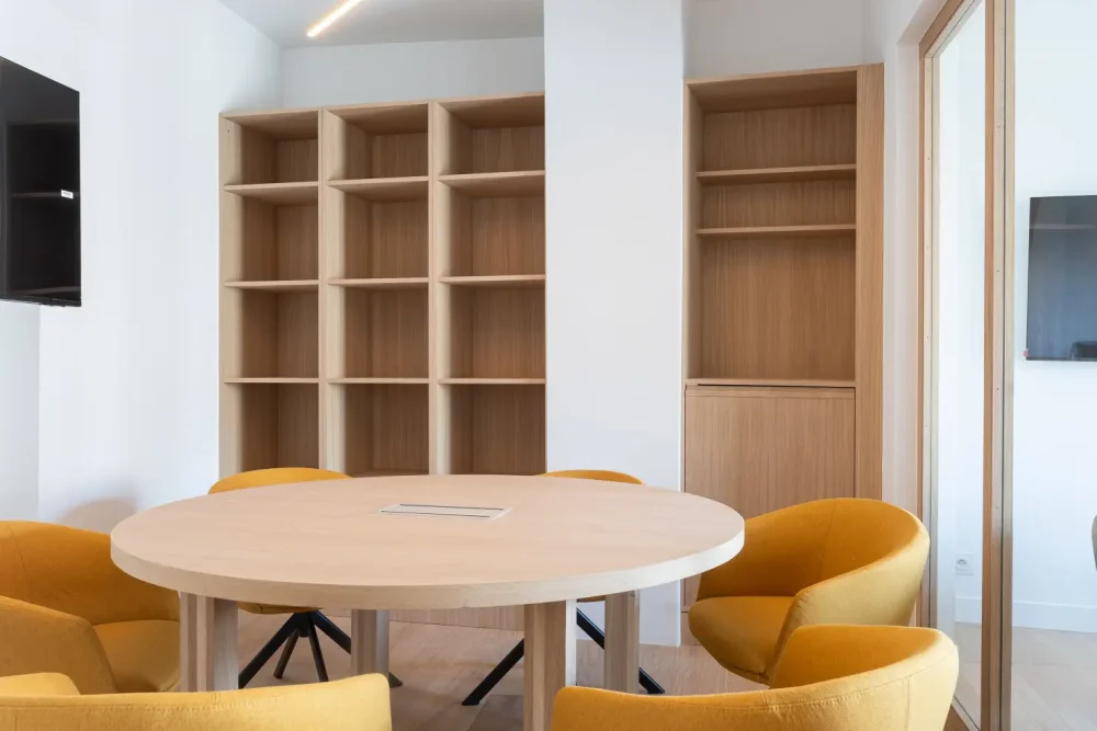 Espace indépendant - 75001 - 48 postes - 30000€