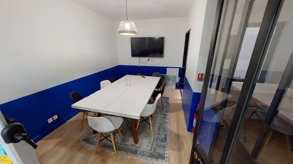 Espace indépendant - 75011 - 25 postes - 12500€