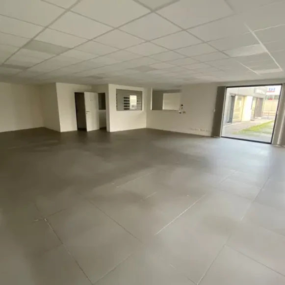 Bureau privé 206 m² 20 postes Coworking Rue du Baou La Teste-de-Buch 33260 - photo 1