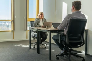 Bureau privé - 06200 - 3 postes - 930€