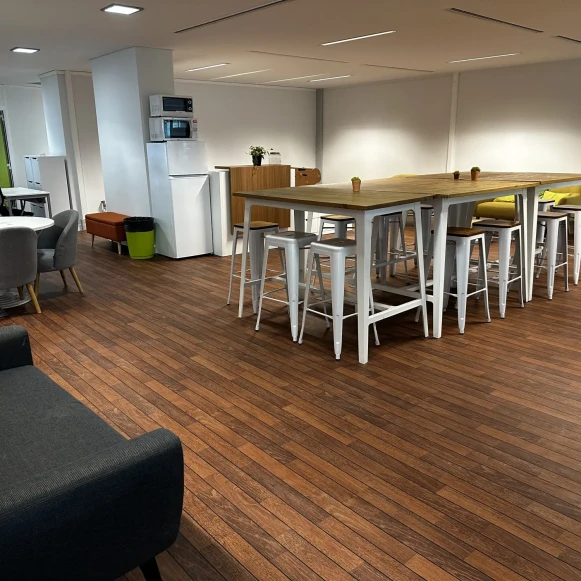 Bureau privé 33 m² 8 postes Coworking Rue Hoche Puteaux 92800 - photo 6