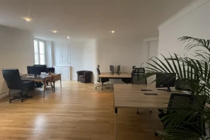 Bureau privé - 44000 - 4 postes - 840€
