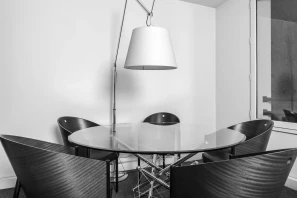Bureau privé - 75004 - 2 postes - 1200€