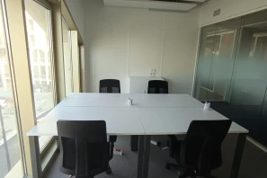 Bureau privé - 33800 - 4 postes - 1520€