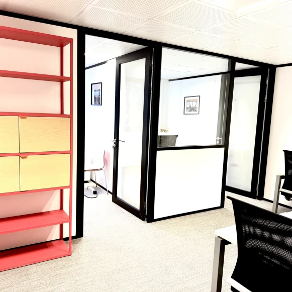 Bureau privé 35 m² 8 postes Location bureau Rue de Rouvray Neuilly-sur-Seine 92200 - photo 2