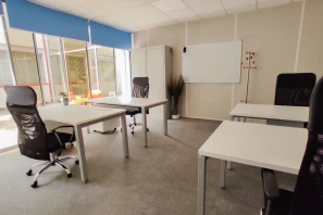 Bureau privé - 31300 - 4 postes - 1320€