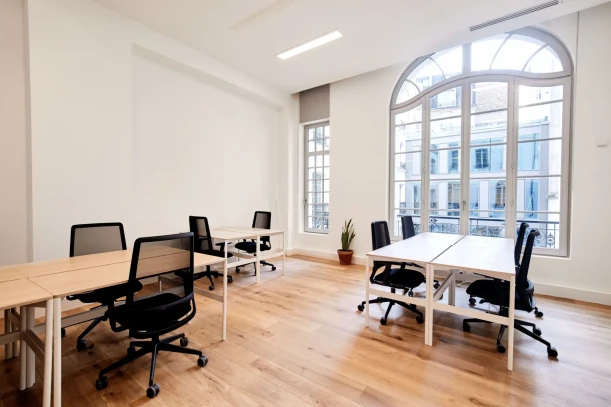 Bureau privé - 75016 - 6 postes - 5400€