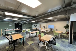 Bureau privé - 33600 - 4 postes - 800€