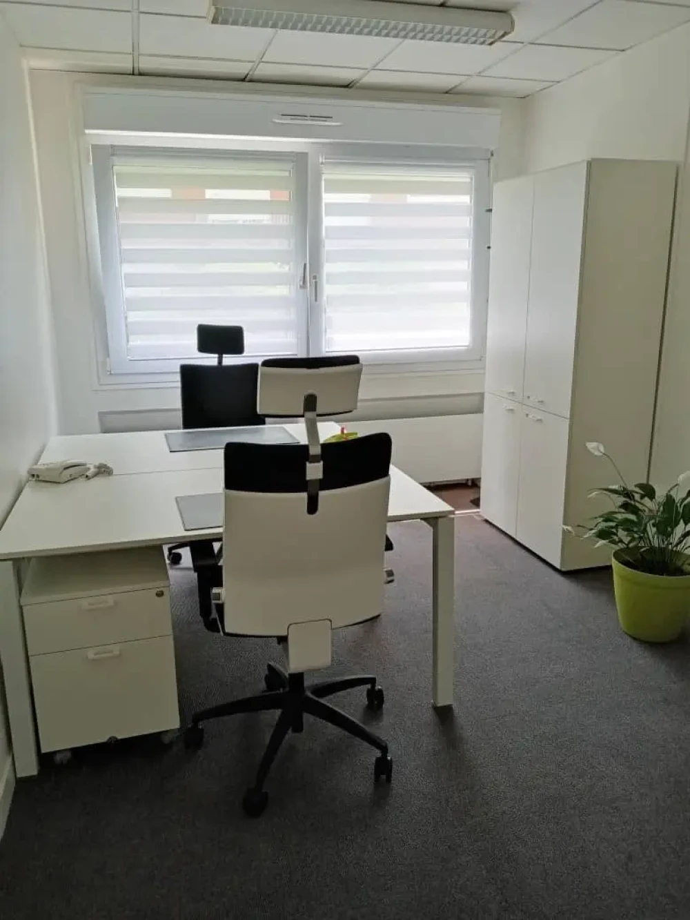 Bureau privé - 44200 - 3 postes - 990€