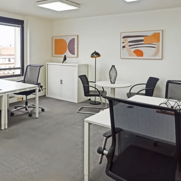 Bureau privé 23 m² 4 postes Coworking Quai Kléber Strasbourg 67000 - photo 1